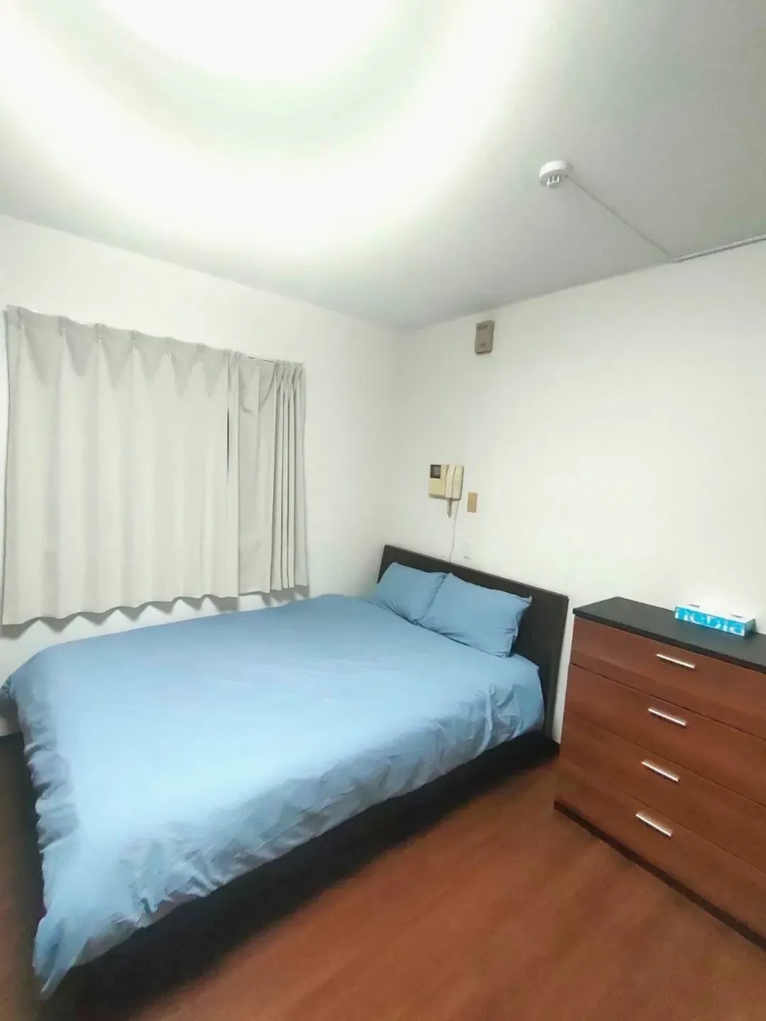 Happy Osaka House / 3-minute walk from the subway station/9-minute ride to Shinsaibashi & Namba