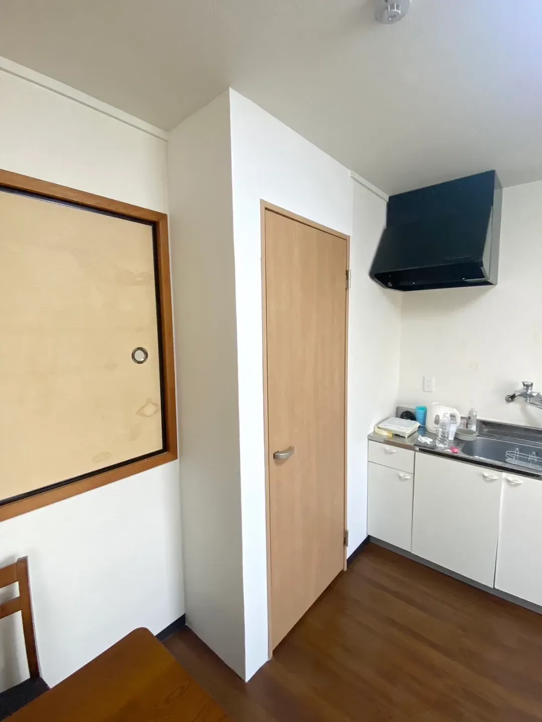 Happy Osaka House / 3-minute walk from the subway station/9-minute ride to Shinsaibashi & Namba