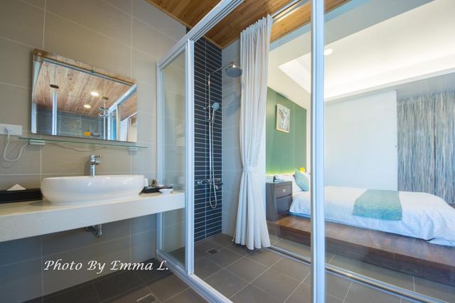 Wo Choi fish clubs-202 Double Suite-5