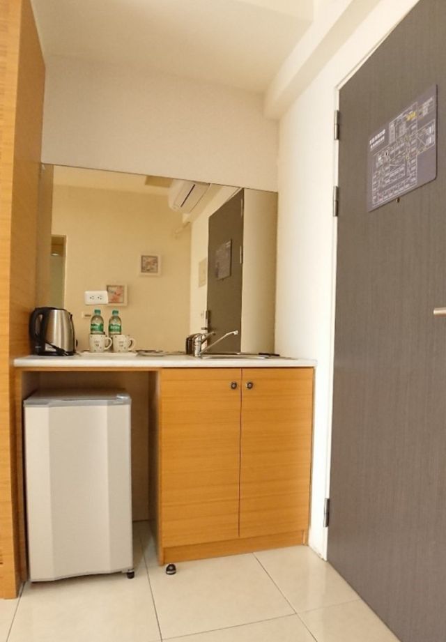 旅捷商務旅館-舒適四人房-8