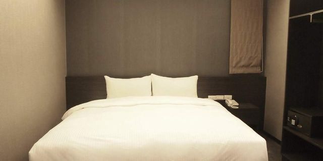 페어리테일 이 수 핫스프링 호텔 (Fairytale Yi Su Hotspring Hotel)-Art Double Room-2