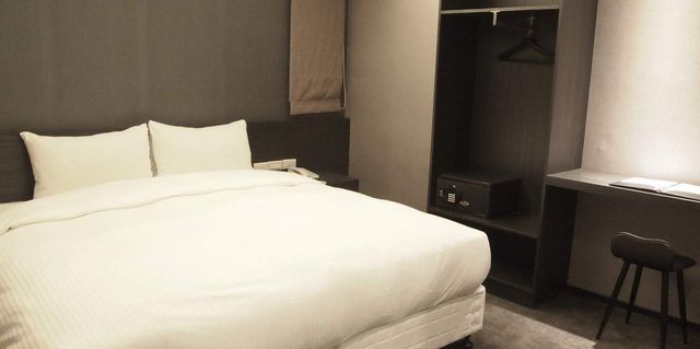 페어리테일 이 수 핫스프링 호텔 (Fairytale Yi Su Hotspring Hotel)-Art Double Room-4