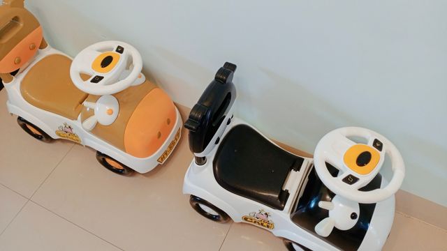 七之一親子民宿 | 兒童遊戲｜自行車使用 | 停車場-亮鯨鯨滑梯四人房-11