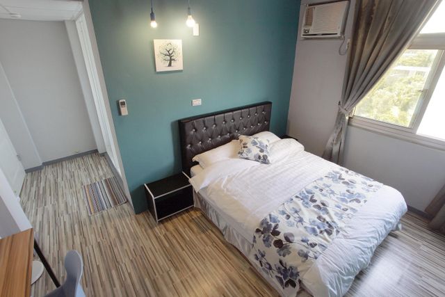 Light Shadow-standard two-person room-1