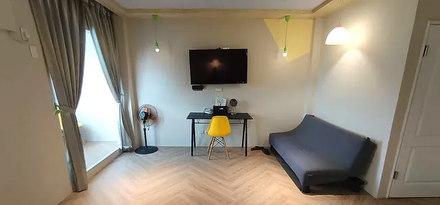 Light Shadow-Comfort Quadruple Room-7