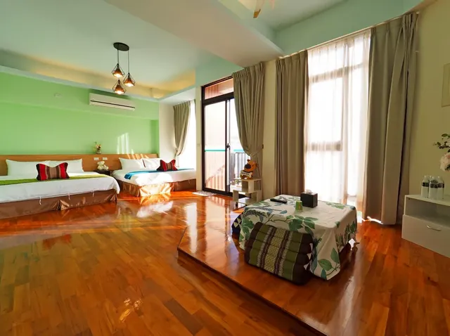 펑후 198 래드 햇 베드 앤 브렉퍼스트 (Penghu 198 Red Hat Bed and Breakfast)-4 people family room A4-2