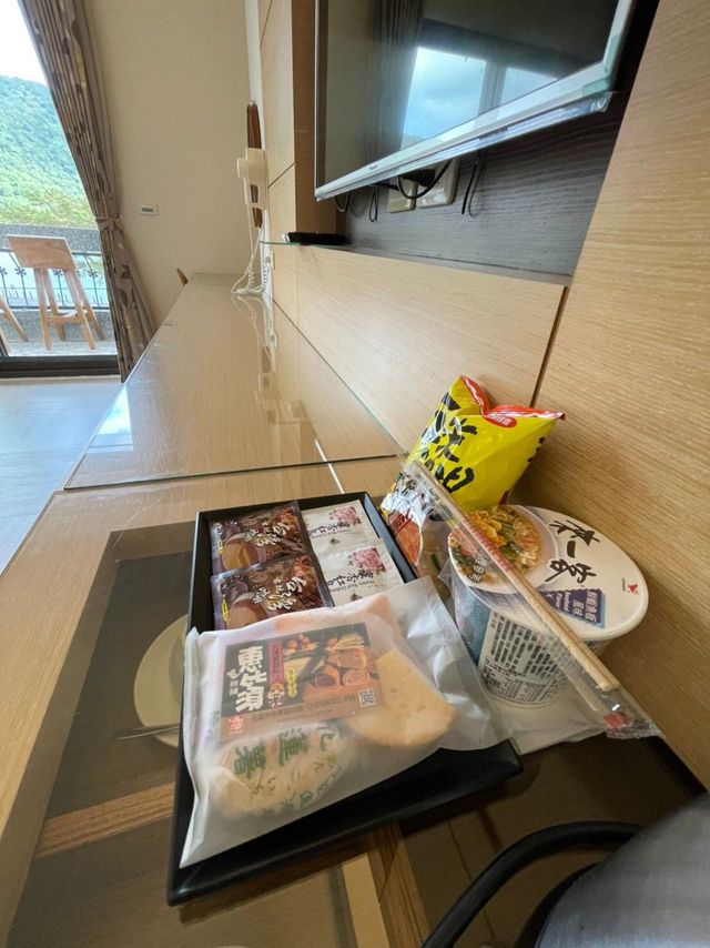 鯉魚潭湖畔46民宿|寵物友善|可租借自行車-湖景雙人房-8