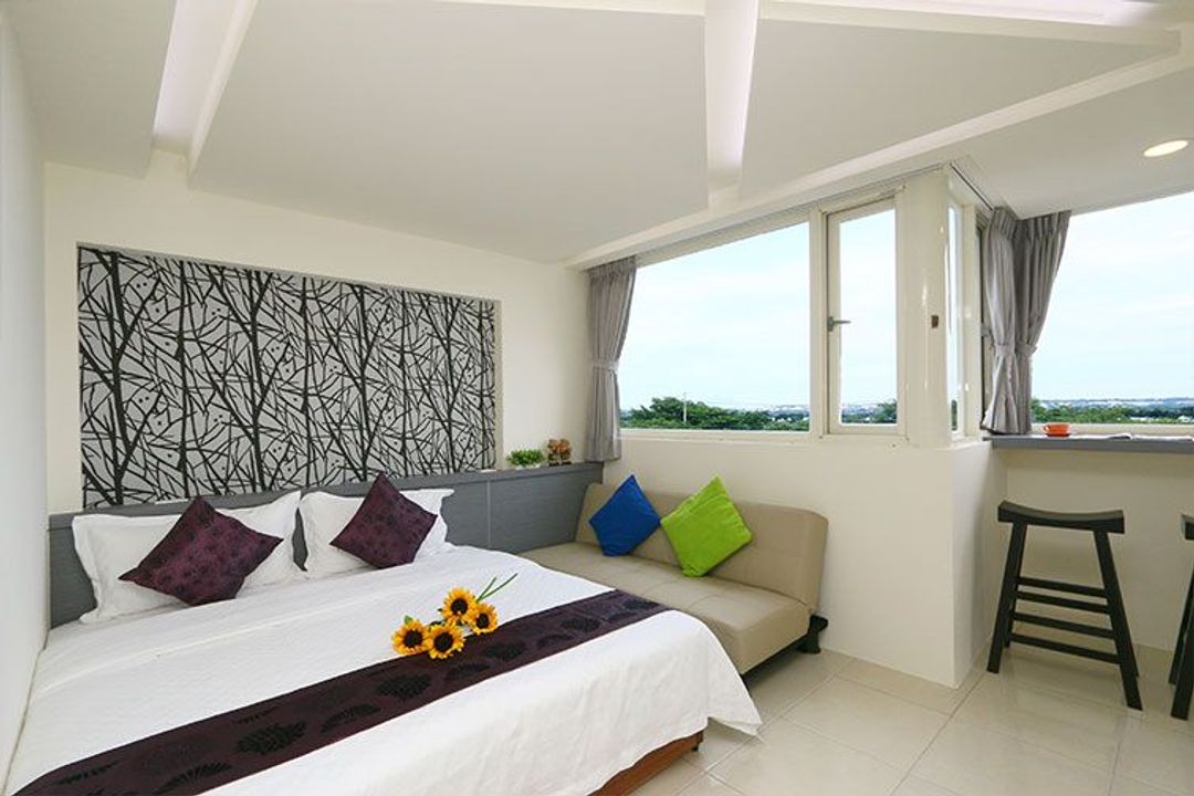 Waterfowers House