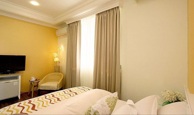 YUNJU-Champagne double room-2
