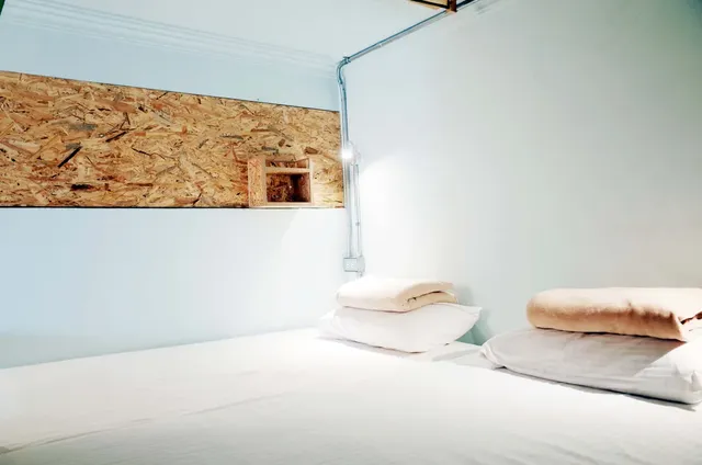 TAINAN YUNQI HOSTEL-Quad room with Shared bathroom-3