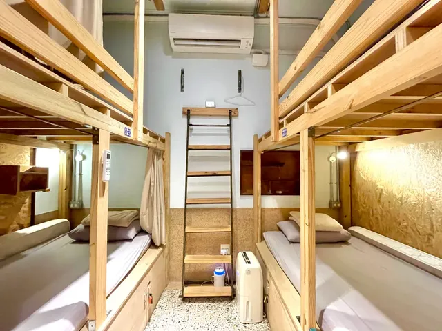 TAINAN YUNQI HOSTEL-4-bed dormitory room with shared bathroom-1