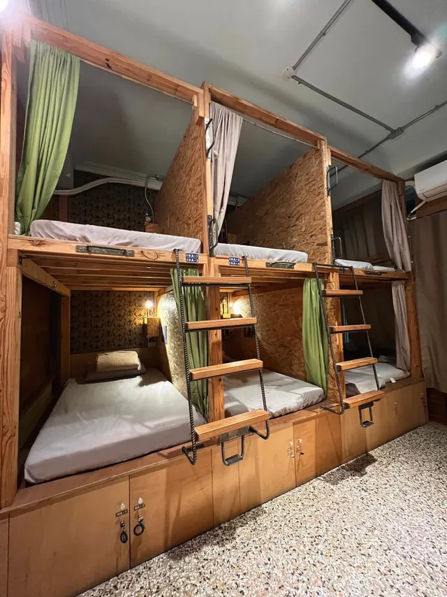 TAINAN YUNQI HOSTEL-female dormitory room with shared bathroom-2