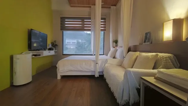 Wood BOX. Tian Yan mountain color-Guanyue Mountain View Double Room-4
