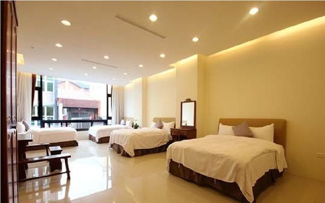 시수완지아 홈스테이 1관 (Shi Su Wan Jia Homestay 1)-Eight-person suite-8