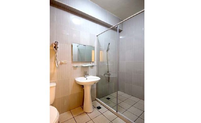 룸앤보드 플레이어 2 뮤지엄  (Room and board players 2 Museum_-Simplicity / Comfort Quadruple Suite (No Room Available)-7