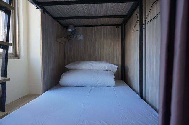 小角落Corner Hostel & Cafe-混合宿舍間的1張床位-2