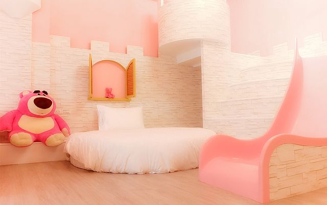彤の物語 おやこ みん-しゅく-Castle princess paternity quadruple room-1