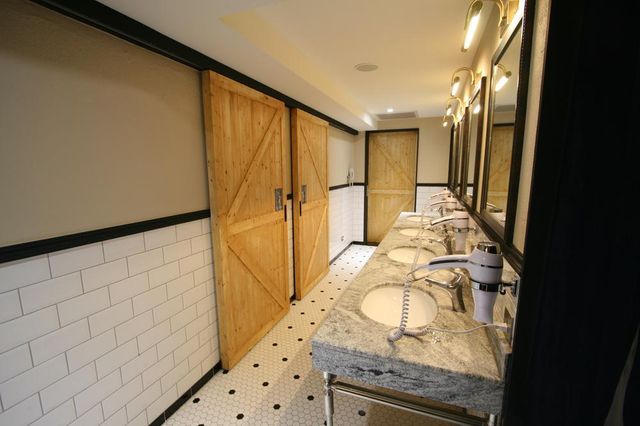 小公館人文旅舍 NK HOSTEL｜近饒河夜市-旅伴四人客房-6