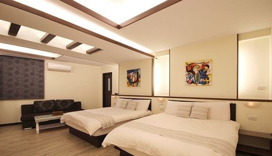 Happiness Yes Story B&B