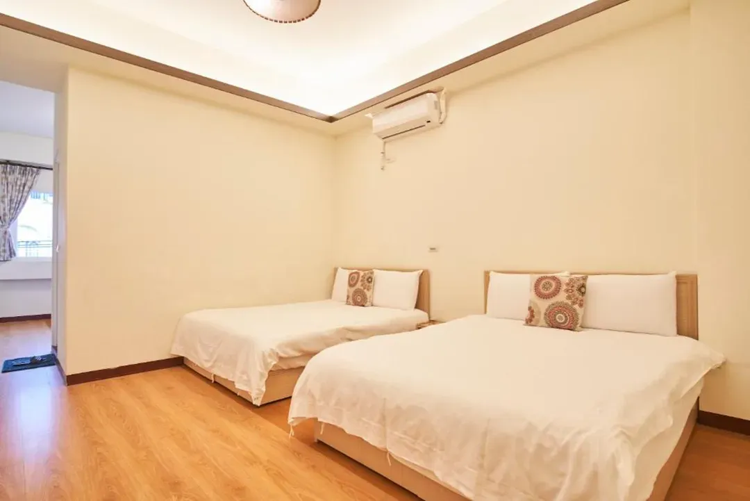 Happiness Yes Story B&B