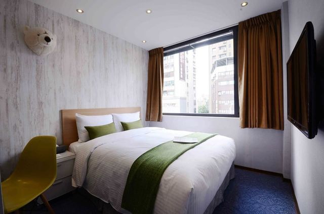 ARK Hotel - DongMen-View overlooking the double room-5