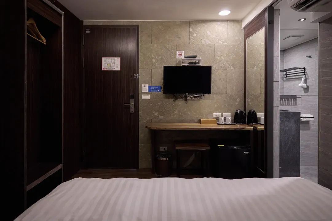 ZZZ HOTEL