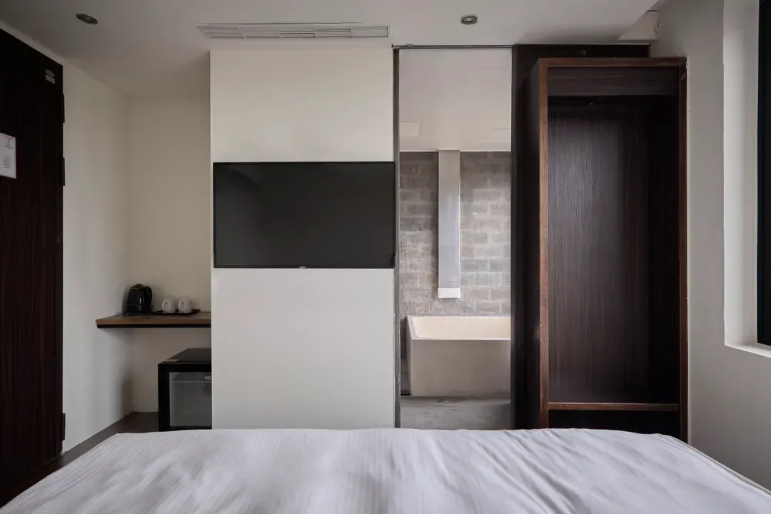 ZZZ HOTEL