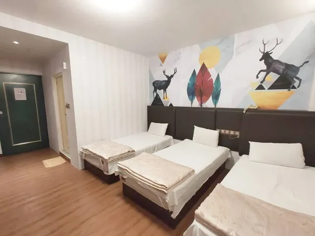 皇家商務旅館-豪華三人房（三小床）-3