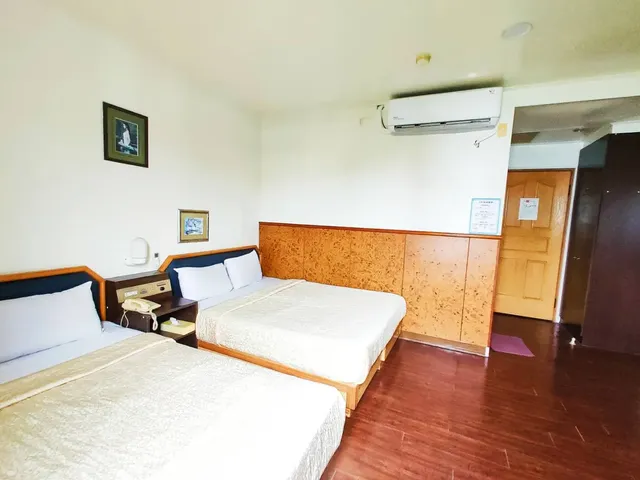 皇家商務旅館-四人家庭房(兩大床)-4