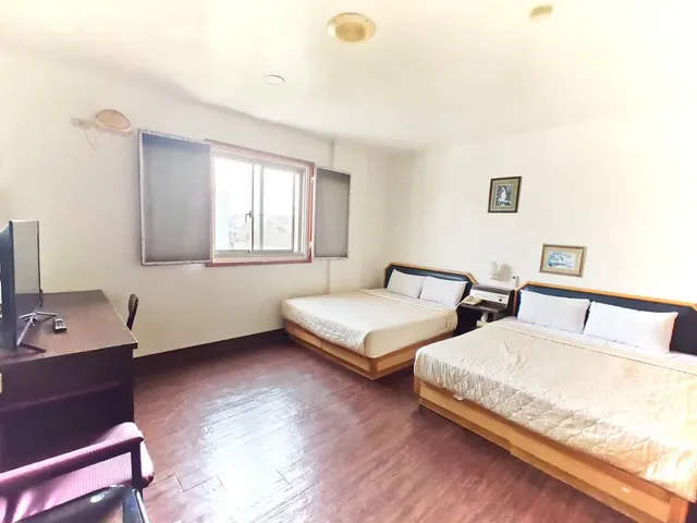 皇家商務旅館-四人家庭房(兩大床)-3