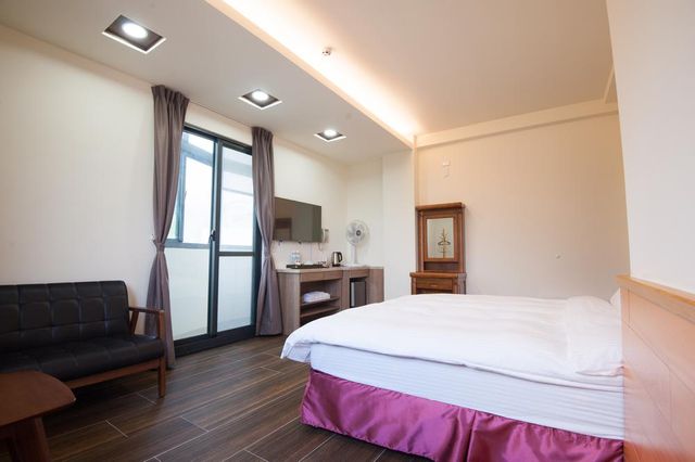 PlaceOfHeart-Deluxe Double Balcony Room-3