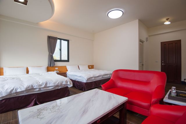 PlaceOfHeart-Quadruple Room with Balcony-4