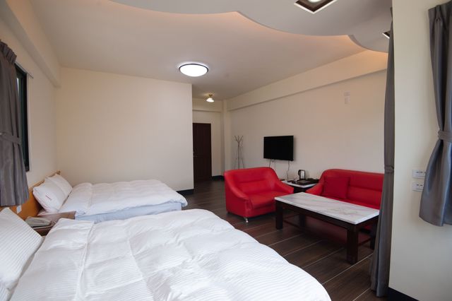 PlaceOfHeart-Quadruple Room with Balcony-5