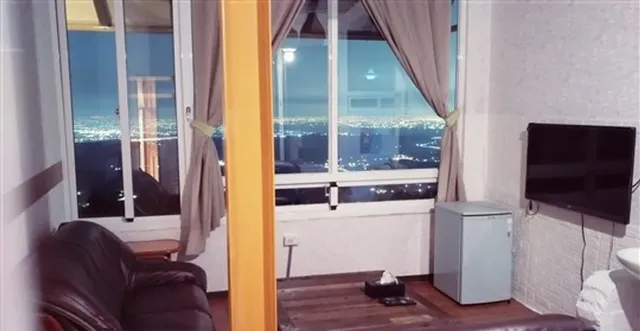 Sky lounge b&b,Taiwan,near by Sun Moon Lake、hsi tou-Japanese-Style Quadruple Room-9