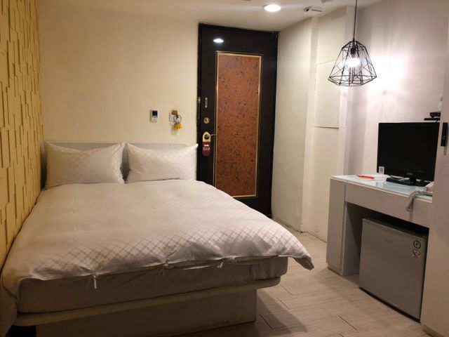輕旅店 Travel Young Hotel-標準無窗雙人房-7