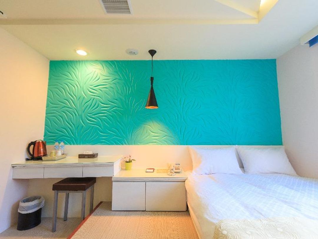 Travel Young Hotel （Qing Ludian Business Hotel）