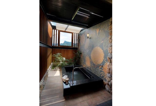 SCHOKOLAKE-Space password double suite-5