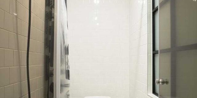 浴室 1 Bathroom 1