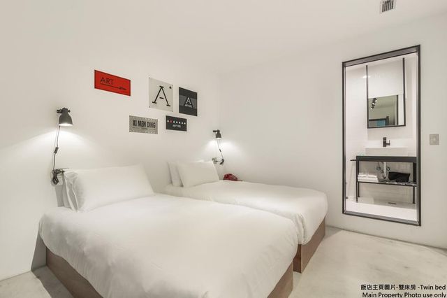床型 Bed size 90cm*190cm*2beds