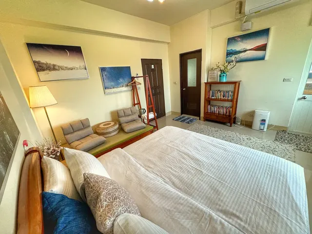 스로우 베드 앤 브렉퍼스트 (Cause a slow one. Slow bed and breakfast)-Double Star Night View Room-5