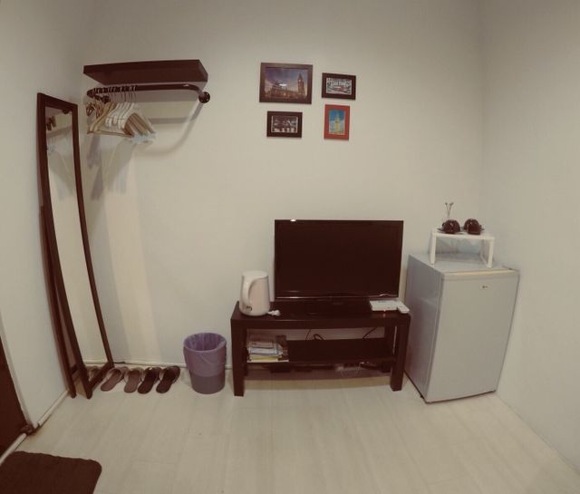 Traveller Apartment-Comfortable room (share bathroom)-5