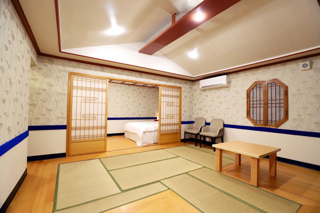 Gorgeous Hot Spring Resort