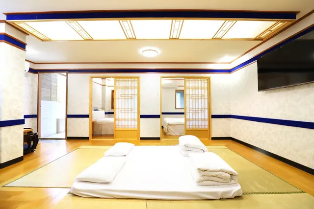 Gorgeous Hot Spring Resort-Wen He six-room-6