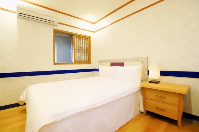Gorgeous Hot Spring Resort-Wen He six-room-7