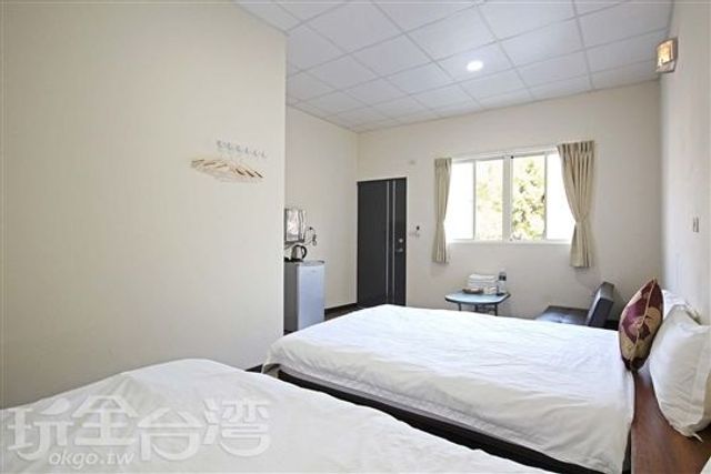 더믈 레이크 비앤비 (Double Lake B&B)-Lakeside Quadruple Room-4