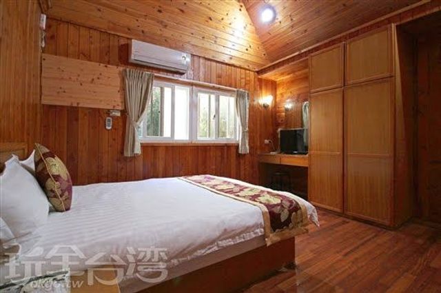 더믈 레이크 비앤비 (Double Lake B&B)-Double Happiness double eight-hut-5