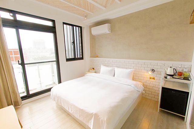 위럽 인 (We Love Inn)-Increase bed room-2