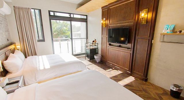 위럽 인 (We Love Inn)-Elegant quad room-2