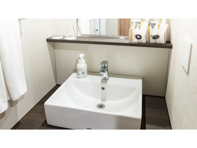 Kazusaya飯店-5｜新日本橋站步行1分/方便至日本橋三越本店-豪華雙床房【不挑房】-4