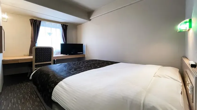 APA飯店 金澤西 | 距金澤站有15分鐘車程或40分鐘巴士車程-小雙人床房【不挑房】-1